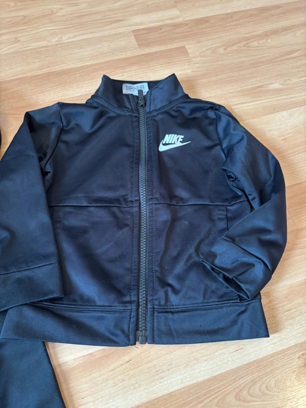 Nike Kids Tracksuit Jacket and Pants Set - Black & Red‎ - Picture 3 of 10